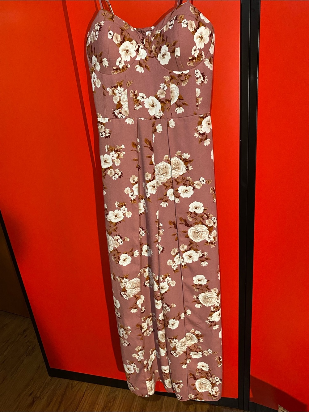 Xhilaration Women’s Floral Wide-Leg, Bra Cup Jumpsuit. Size M